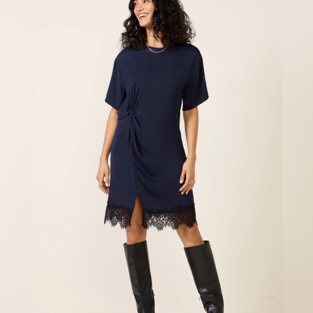 Sanctuary Women’s Satin Mix T-Shirt Dress Lace Trim Navy/Black Size Medium NWT